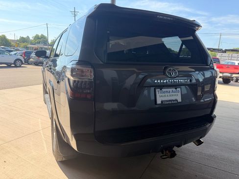 Used 2016 Toyota 4Runner SR5 Premium w/ Four Season Floor Mat Package AWD/4WD image 5
