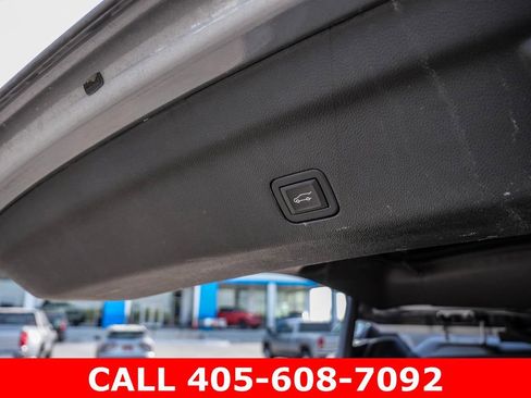 Used 2024 Chevrolet Suburban RST w/ Sport Performance Package AWD/4WD image 15