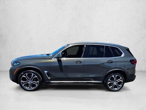 Used 2026 BMW X5 sDrive40i w/ Premium Package RWD image 9