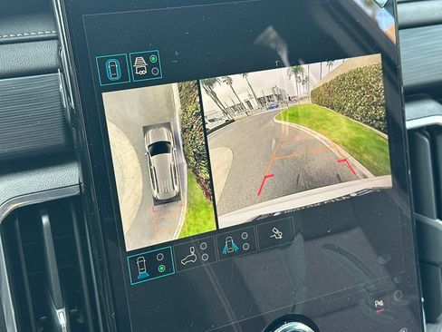 New 2026 GMC Acadia Elevation image 21