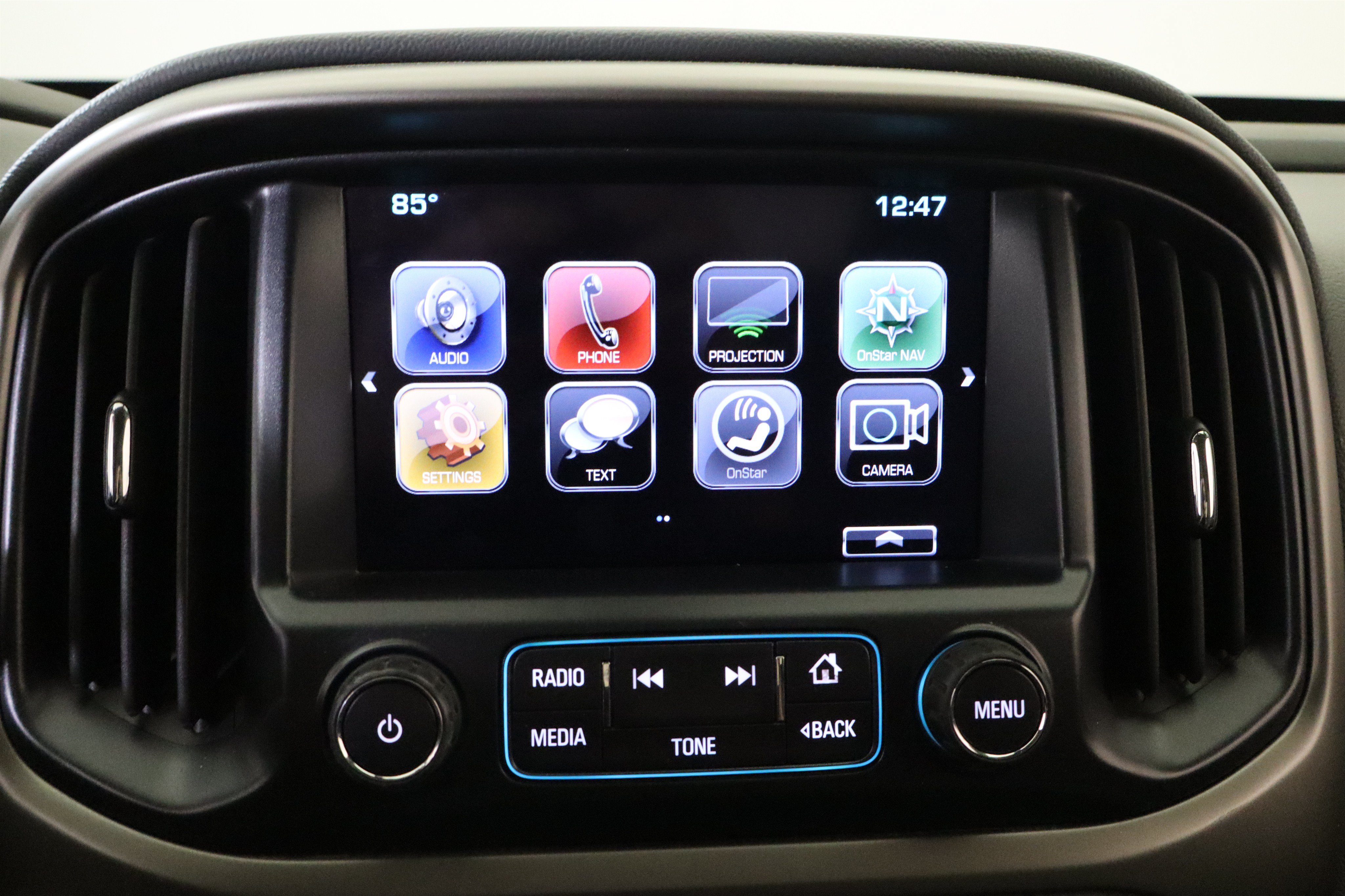 Used 2018 Chevrolet Colorado Z71 AWD/4WD image 24