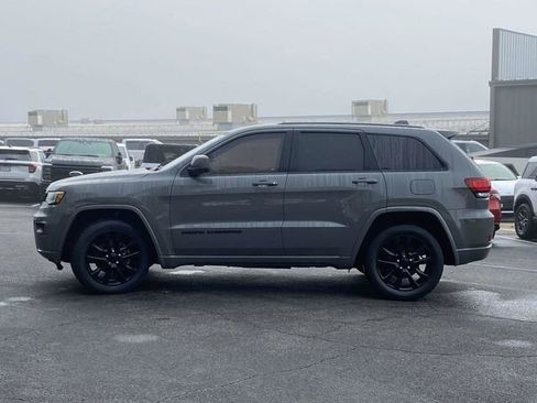 Used 2020 Jeep Grand Cherokee Altitude image 7
