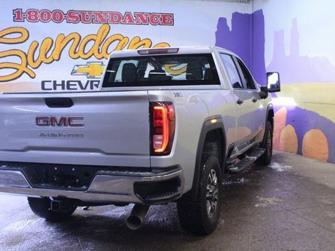 Used 2023 GMC Sierra 3500 Pro w/ Gooseneck/5TH Wheel Package image 8