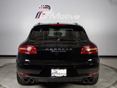 Used 2018 Porsche Macan Turbo AWD/4WD image 7