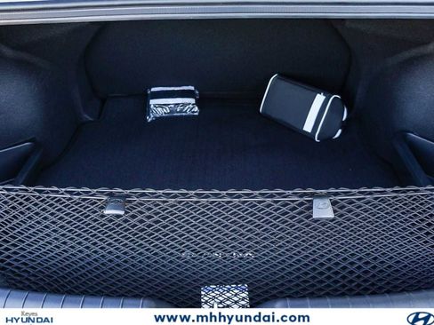 New 2026 Hyundai Elantra SE FWD image 30