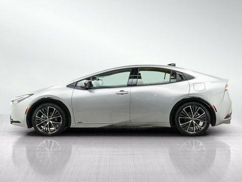 Used 2026 Toyota Prius Limited w/ Limited Premium Package AWD/4WD image 2