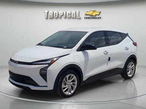 New 2027 Chevrolet Bolt LT FWD image 1