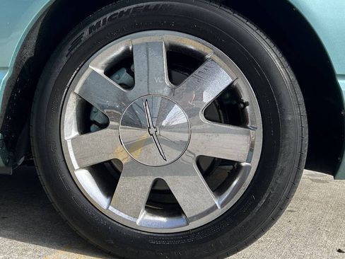 Used 2002 Ford Thunderbird image 30