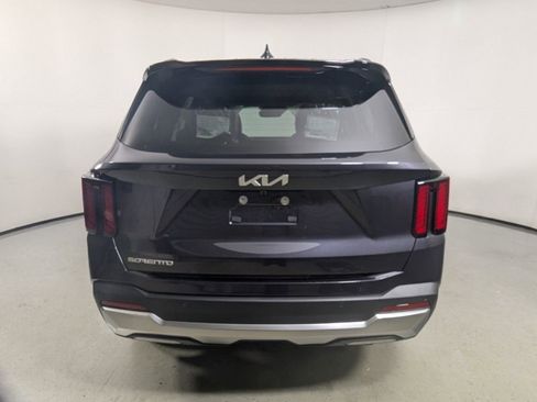 New 2026 Kia Sorento EX w/ EX Premium Package FWD image 6