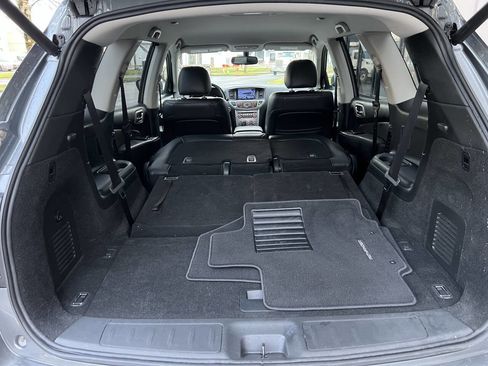 Used 2019 Nissan Pathfinder SL image 28