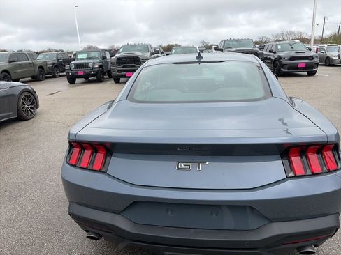 Used 2024 Ford Mustang GT Premium image 8