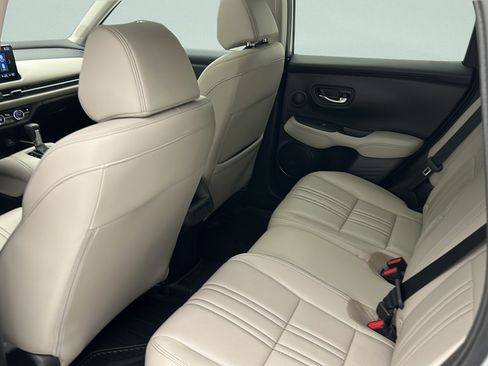 Used 2025 Honda HR-V EX-L image 9