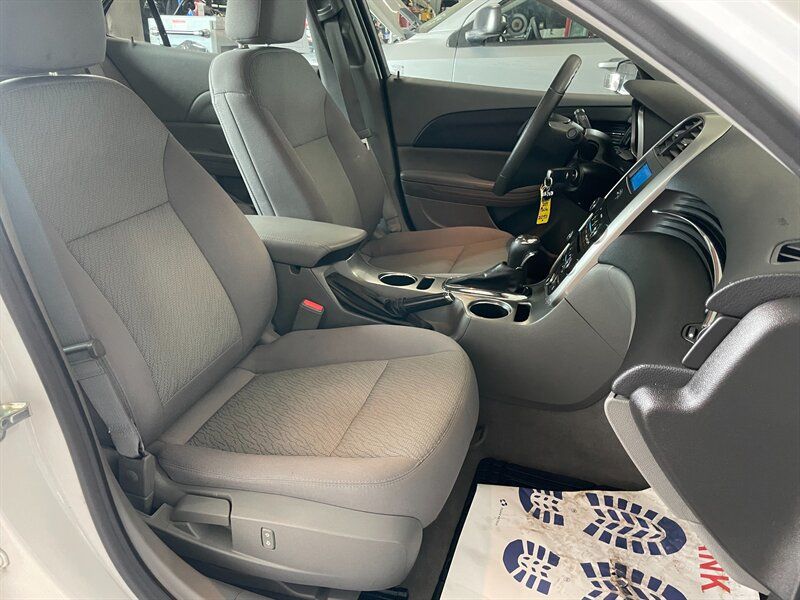 Used 2014 Chevrolet Malibu LS w/ Protection Package FWD image 17