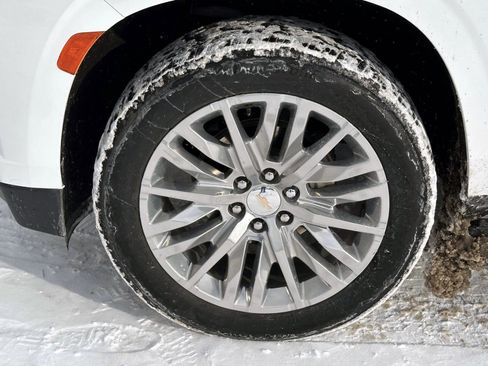 Used 2024 Chevrolet Tahoe Premier image 8