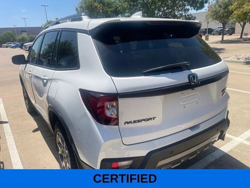 Used 2023 Honda Passport TrailSport image 4