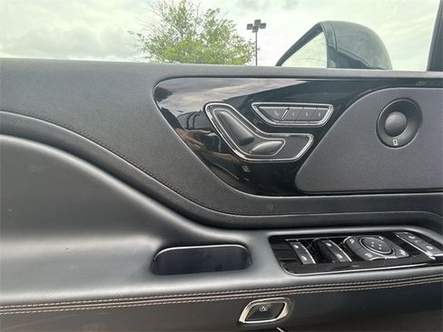 New 2025 Lincoln Aviator Reserve w/ Illumination Package image 12