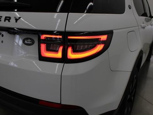 Used 2023 Land Rover Discovery Sport SE AWD/4WD image 45