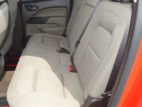Used 2016 GMC Canyon SLE w/ SLE Convenience Package RWD image 17