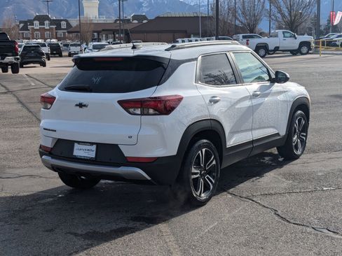 New 2025 Chevrolet TrailBlazer LT w/ LT Cold Weather Package image 5