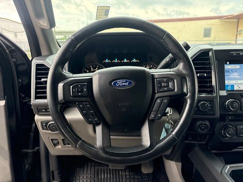 Used 2018 Ford F150 XLT w/ Equipment Group 302A Luxury AWD/4WD image 16