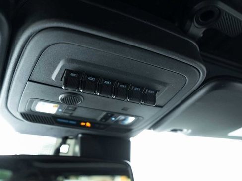 Used 2023 Ford Bronco Badlands w/ Sasquatch Package image 22