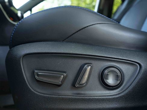 Used 2024 Toyota RAV4 XSE AWD/4WD image 38