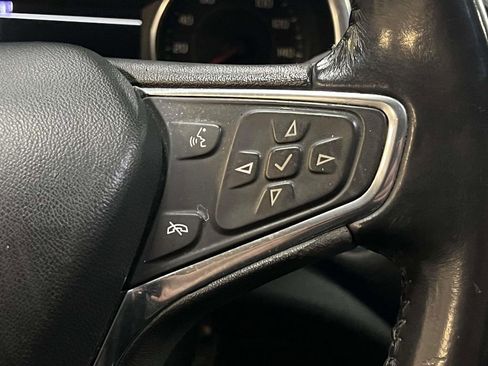Used 2017 Chevrolet Malibu LT FWD image 20