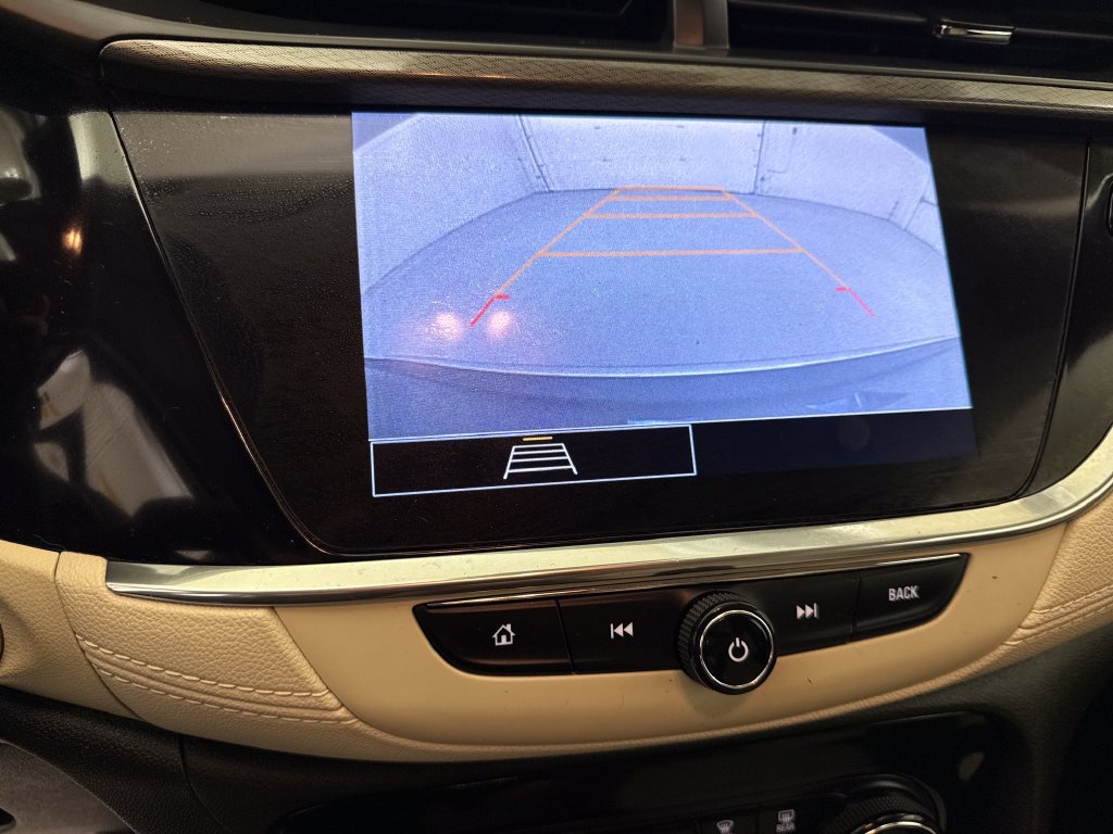 Used 2020 Buick Encore GX Preferred w/ Cold Weather Comfort Package FWD image 18