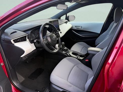 Used 2024 Toyota Corolla SE FWD image 4