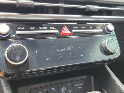 Certified 2025 Hyundai Tucson SEL image 19