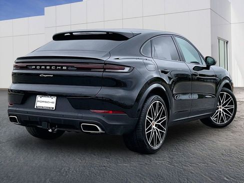 New 2026 Porsche Cayenne Coupe AWD/4WD image 7