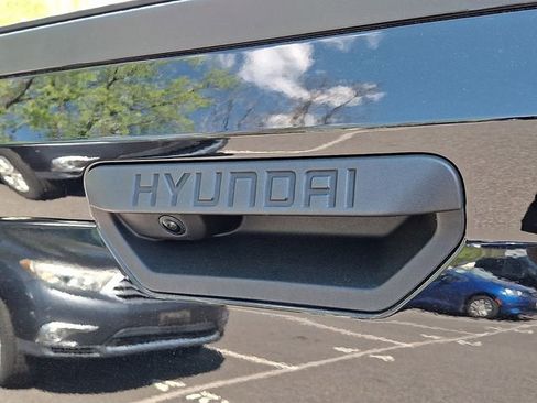 Used 2023 Hyundai Santa Cruz SE AWD/4WD image 29