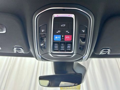 New 2026 Jeep Grand Wagoneer 4WD image 19