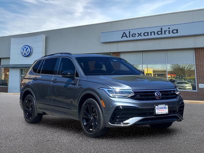 Used 2023 Volkswagen Tiguan SE R-Line