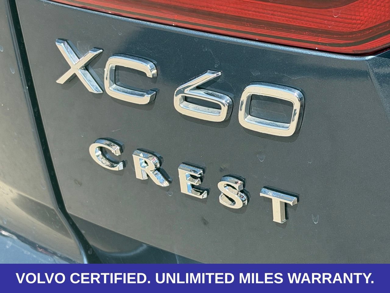 Certified 2026 Volvo XC60 B5 Plus AWD/4WD image 9