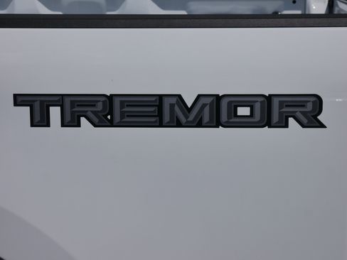 New 2025 Ford F350 Lariat w/ Lariat Ultimate Package image 21