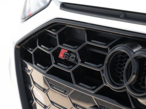 Certified 2023 Audi S4 Premium Plus w/ Premium Plus Package AWD/4WD image 39
