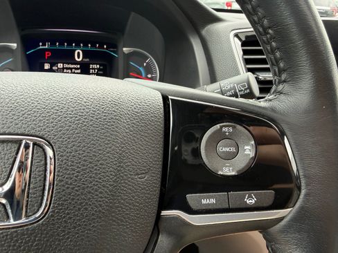 Used 2021 Honda Pilot Touring image 29