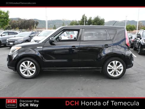 Used 2016 Kia Soul + FWD image 4