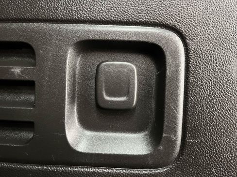 Certified 2018 Chevrolet Traverse LT AWD/4WD image 30