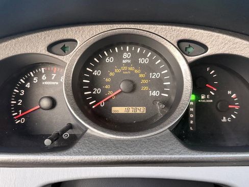 Used 2003 Toyota Highlander 2WD image 17