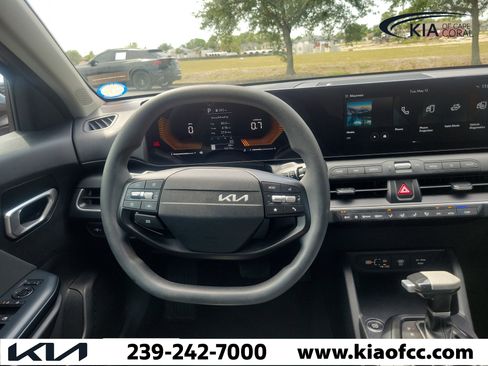 Certified 2025 Kia K4 FWD image 20
