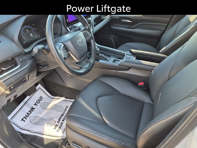Certified 2024 Toyota Grand Highlander AWD image 12