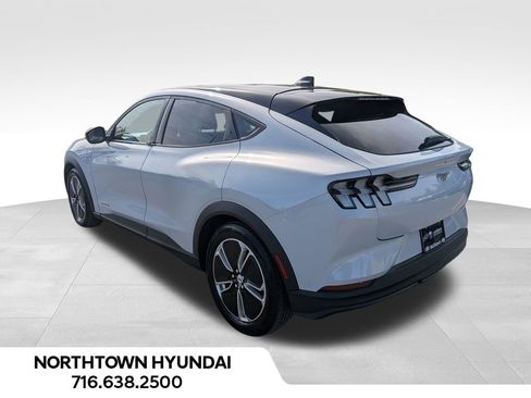 Used 2021 Ford Mustang Mach-E Select w/ Comfort/Appearance Package AWD/4WD image 3