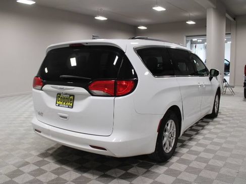 Used 2021 Chrysler Voyager Lxi FWD image 9