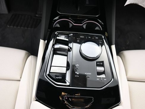 New 2027 BMW 530i xDrive AWD/4WD image 15
