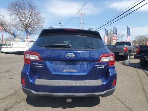 Used 2015 Subaru Outback 2.5i Premium image 4