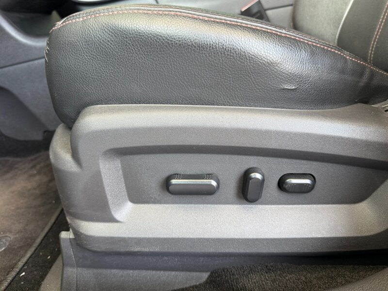Used 2014 Ford Edge SEL w/ Equipment Group 205A FWD image 18