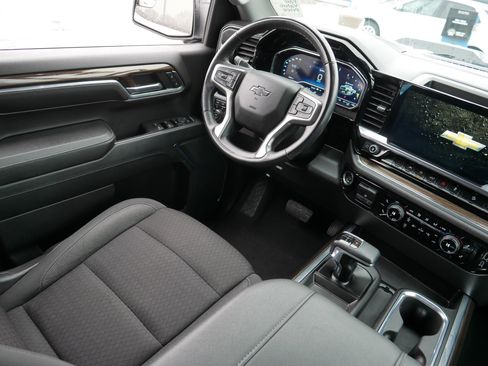 Used 2023 Chevrolet Silverado 1500 LT Trail Boss w/ Protection Package image 9