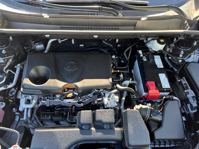 Certified 2025 Toyota RAV4 LE FWD image 8